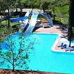 فندق Maya World مانافجات